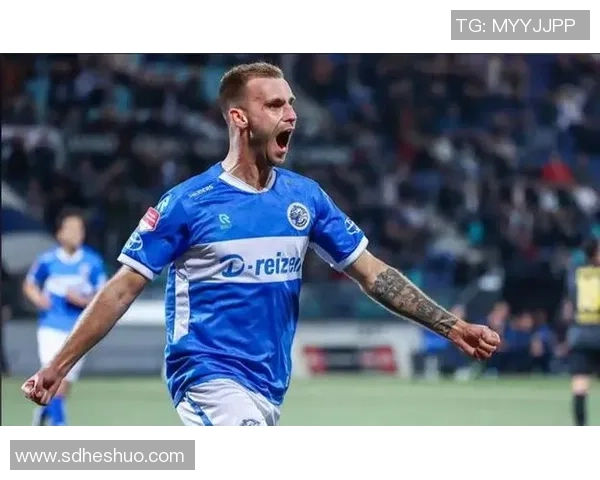 埃因霍温与登博思比赛结果揭晓球迷热议精彩瞬间与战术分析