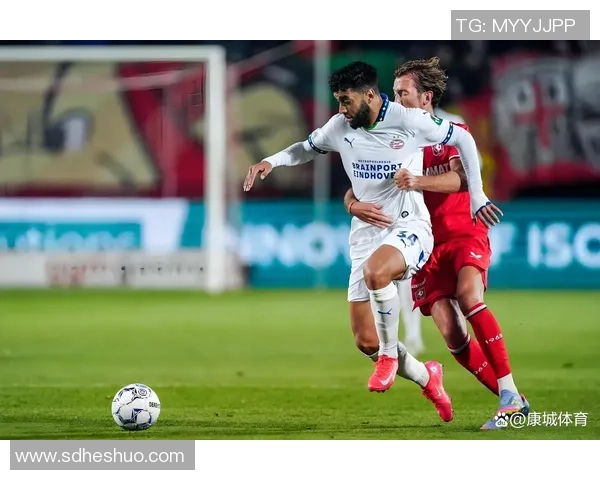 埃因霍温与罗斯托夫的精彩对决揭示足球战术与团队合作的魅力