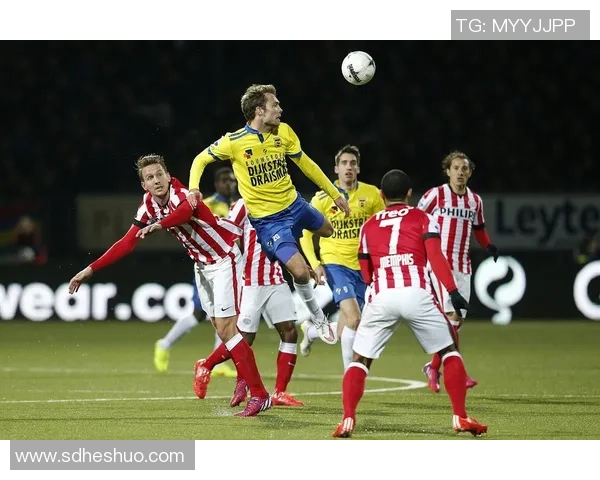 埃因霍温青年队迎战砍布尔队全力争胜展现青春风采