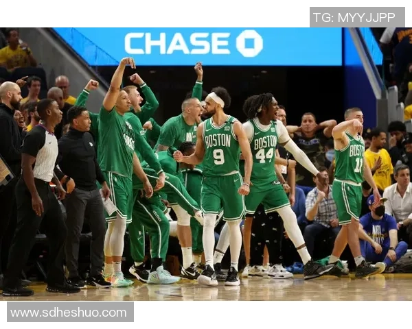 猛龙与墨尔本联队对决前瞻及竞猜分析,谁将赢得比赛胜利